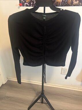 wild fable Black Long-Sleeve Ruched Drawstring Crop Top